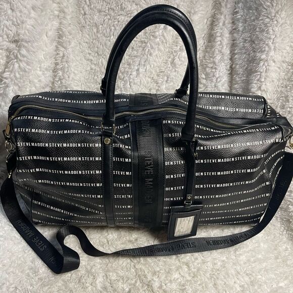 Steve Madden Synthetic Monochrome Logo Duffel Bag/weekender bag. - Picture 1 of 16